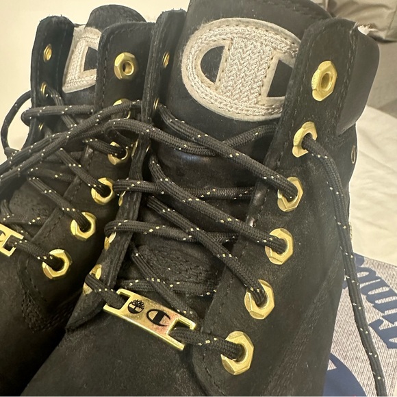 Timberland x Champion Shearling Boot (junior’s size 6) - Picture 4 of 6